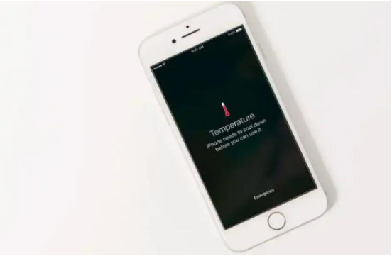 龙亭苹果手机维修分享iPhone 手机发热如何快速降温 